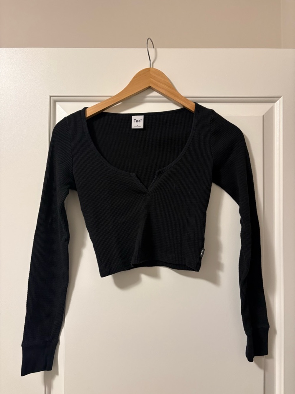 TNA Black Waffle-Textured Long Sleeve Crop Top